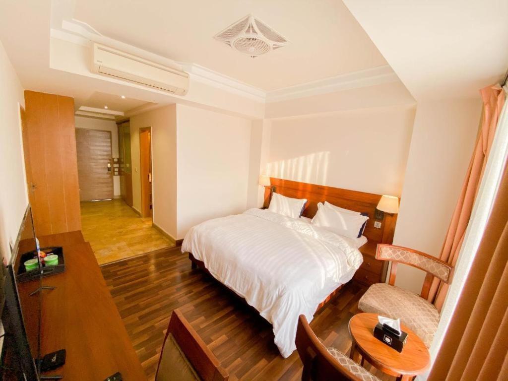 Esquire Hotels & Apartments Rawalpindi Eksteriør bilde
