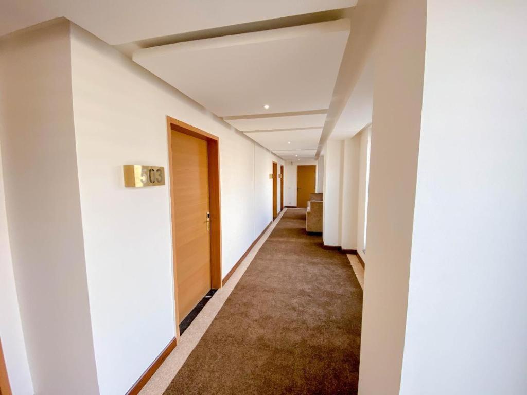 Esquire Hotels & Apartments Rawalpindi Eksteriør bilde