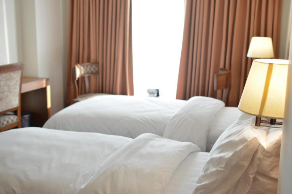 Esquire Hotels & Apartments Rawalpindi Eksteriør bilde