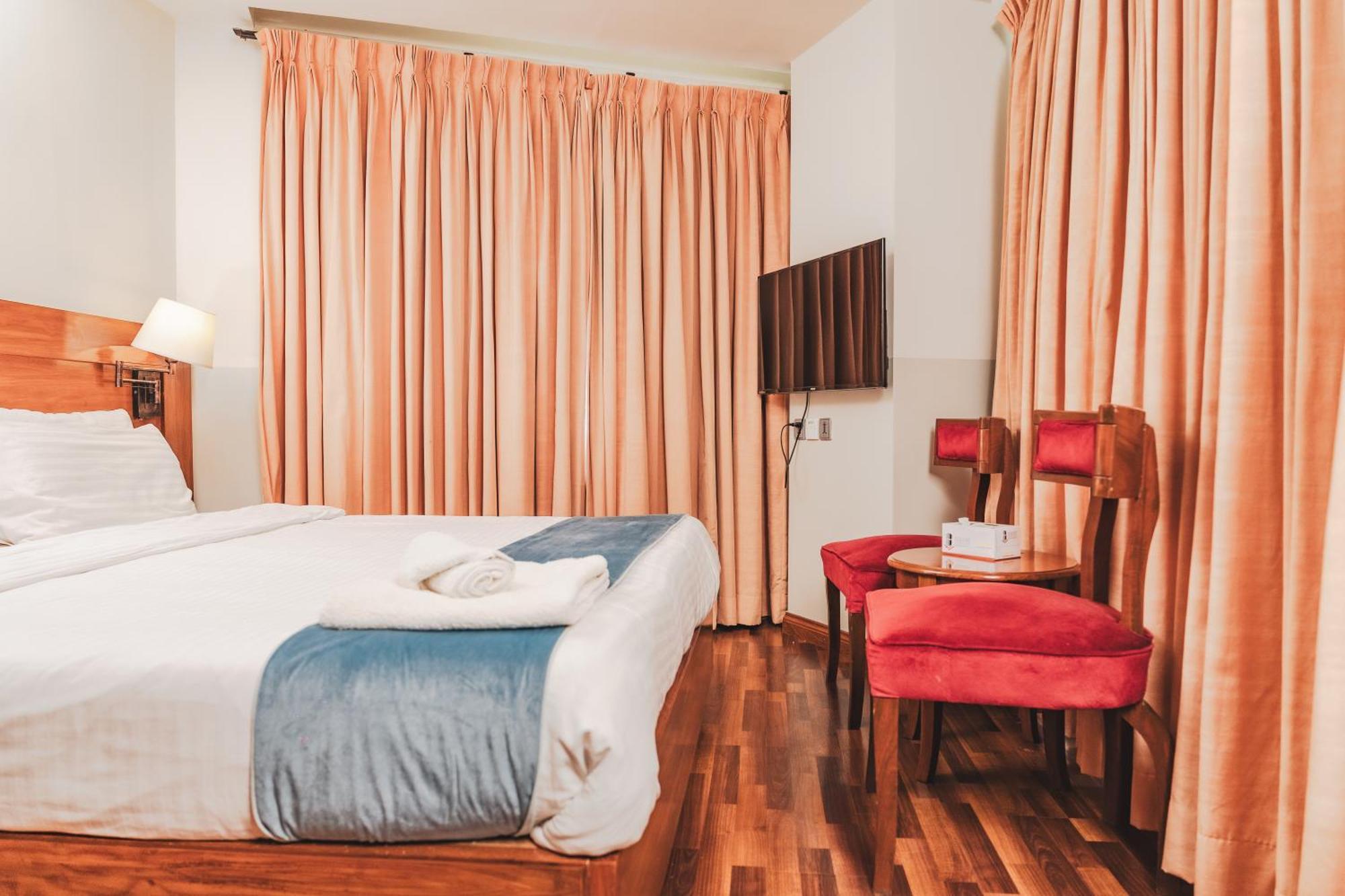 Esquire Hotels & Apartments Rawalpindi Eksteriør bilde