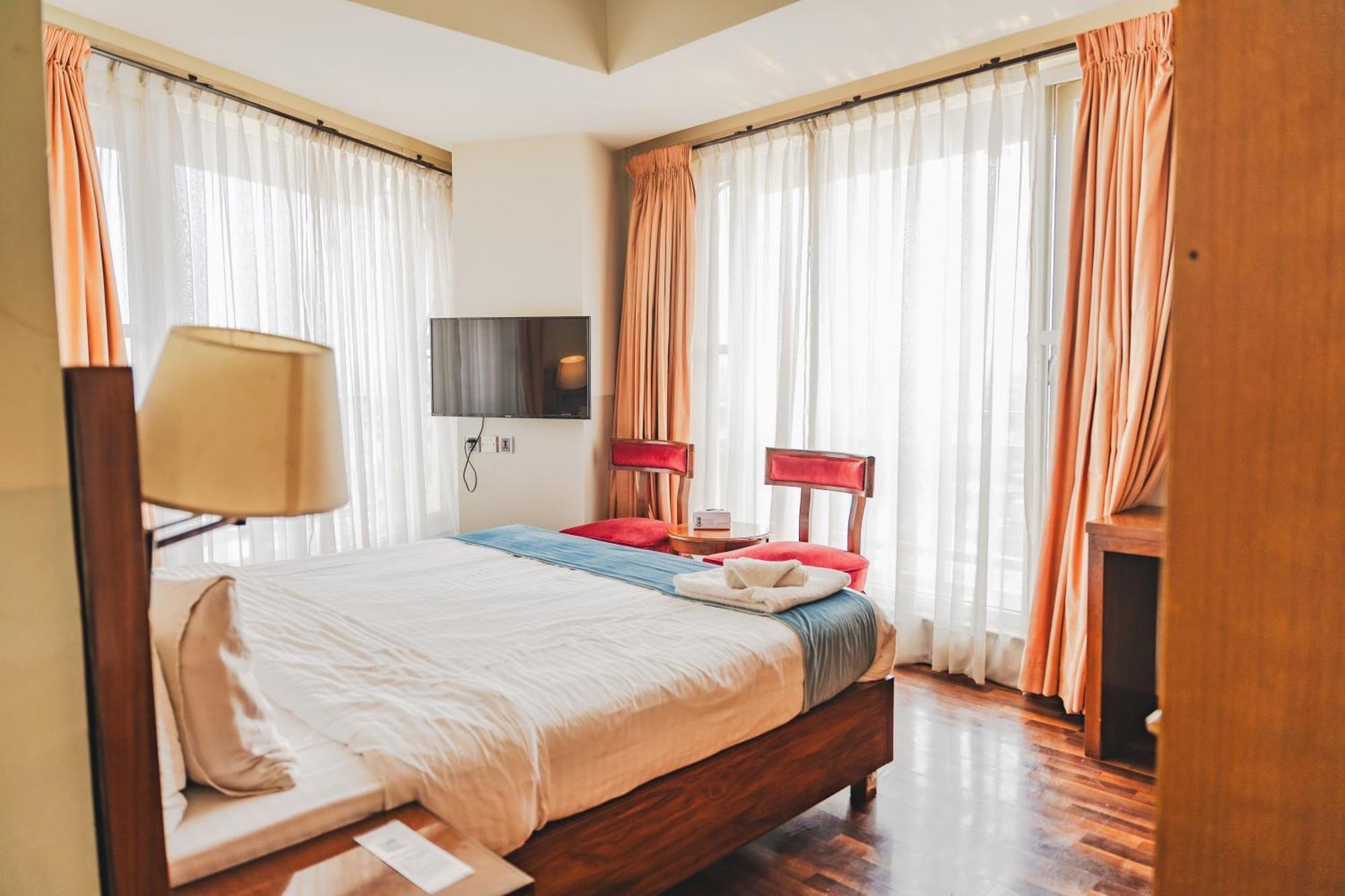 Esquire Hotels & Apartments Rawalpindi Eksteriør bilde