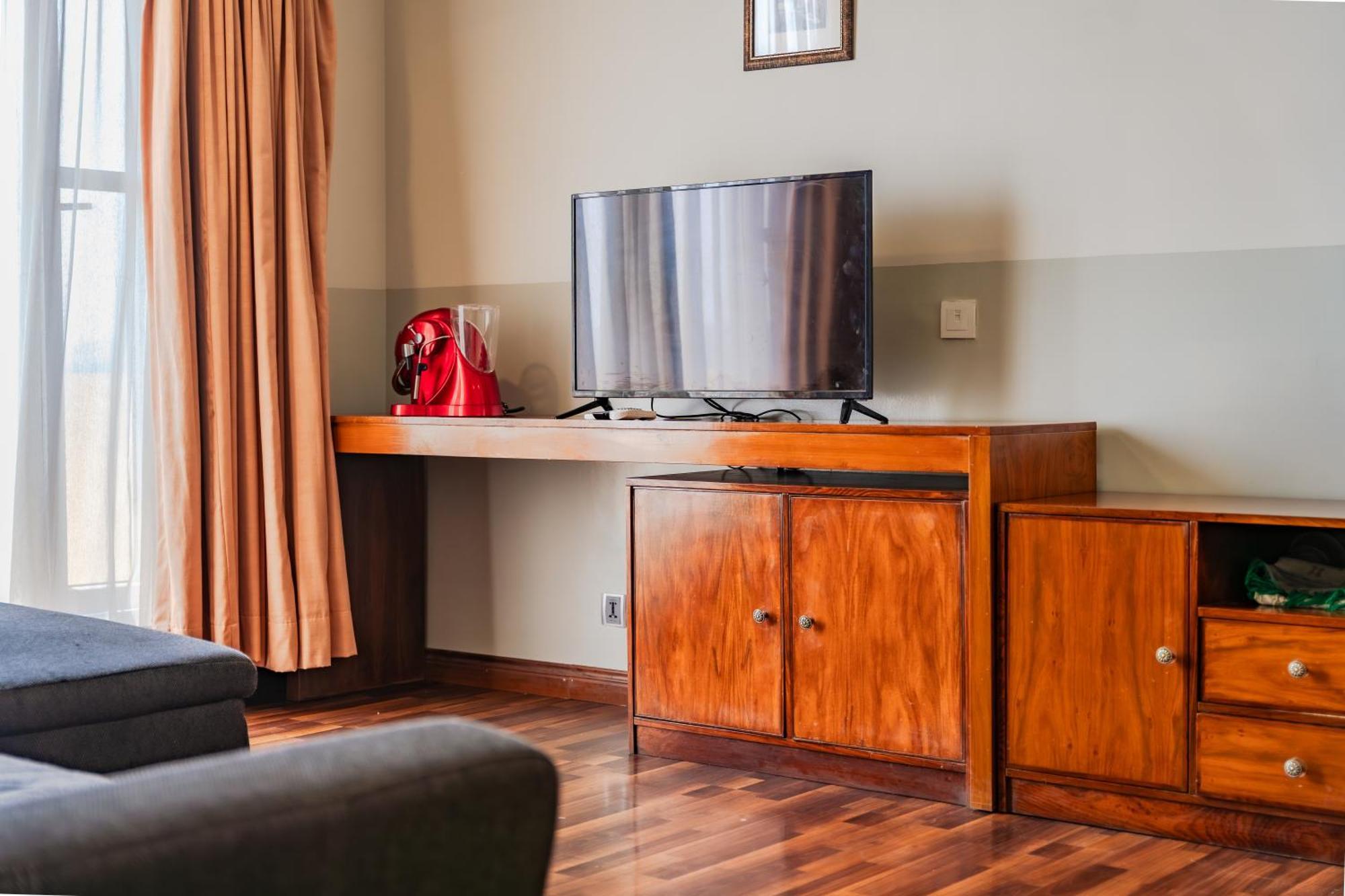 Esquire Hotels & Apartments Rawalpindi Eksteriør bilde