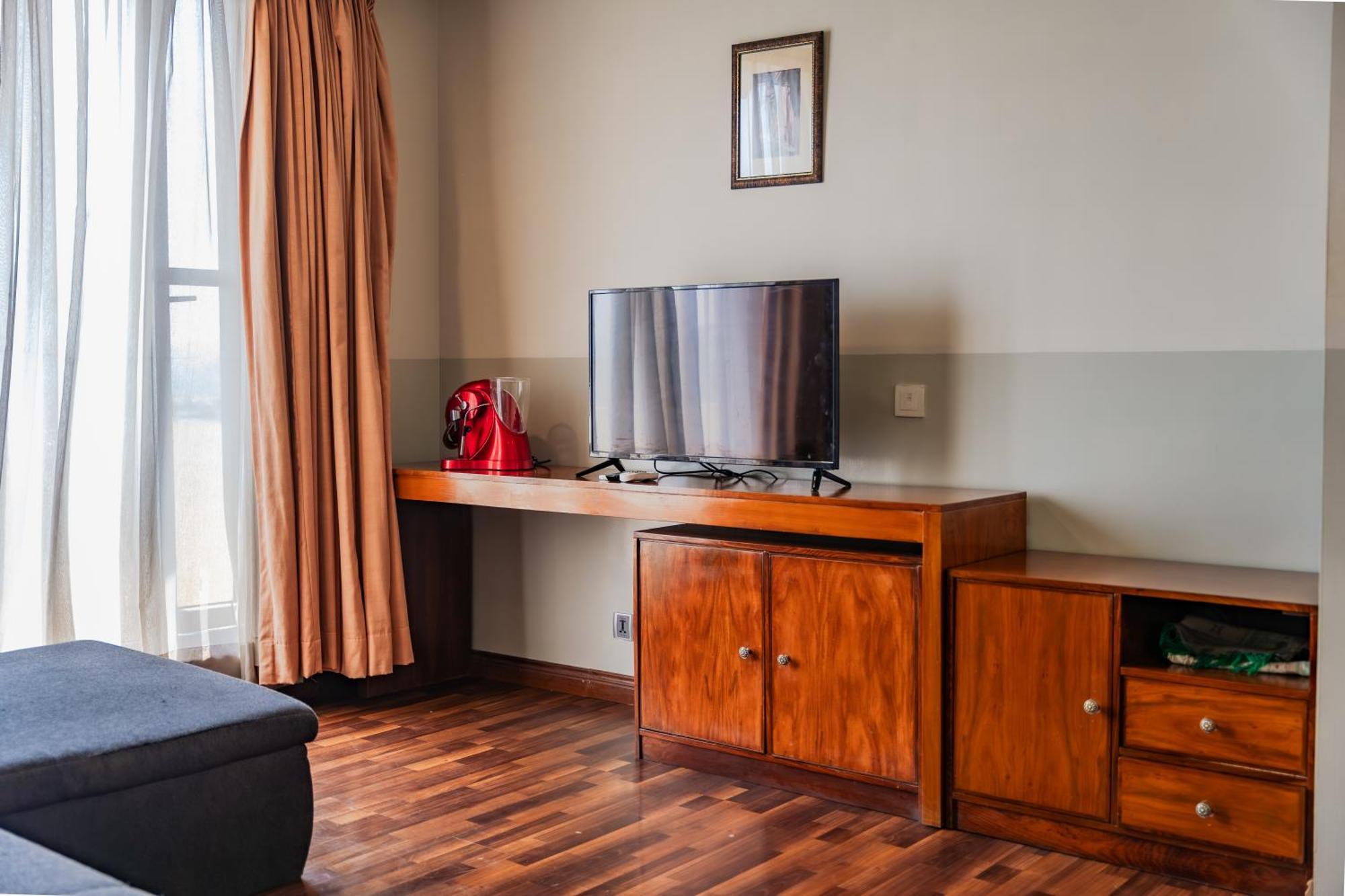 Esquire Hotels & Apartments Rawalpindi Eksteriør bilde