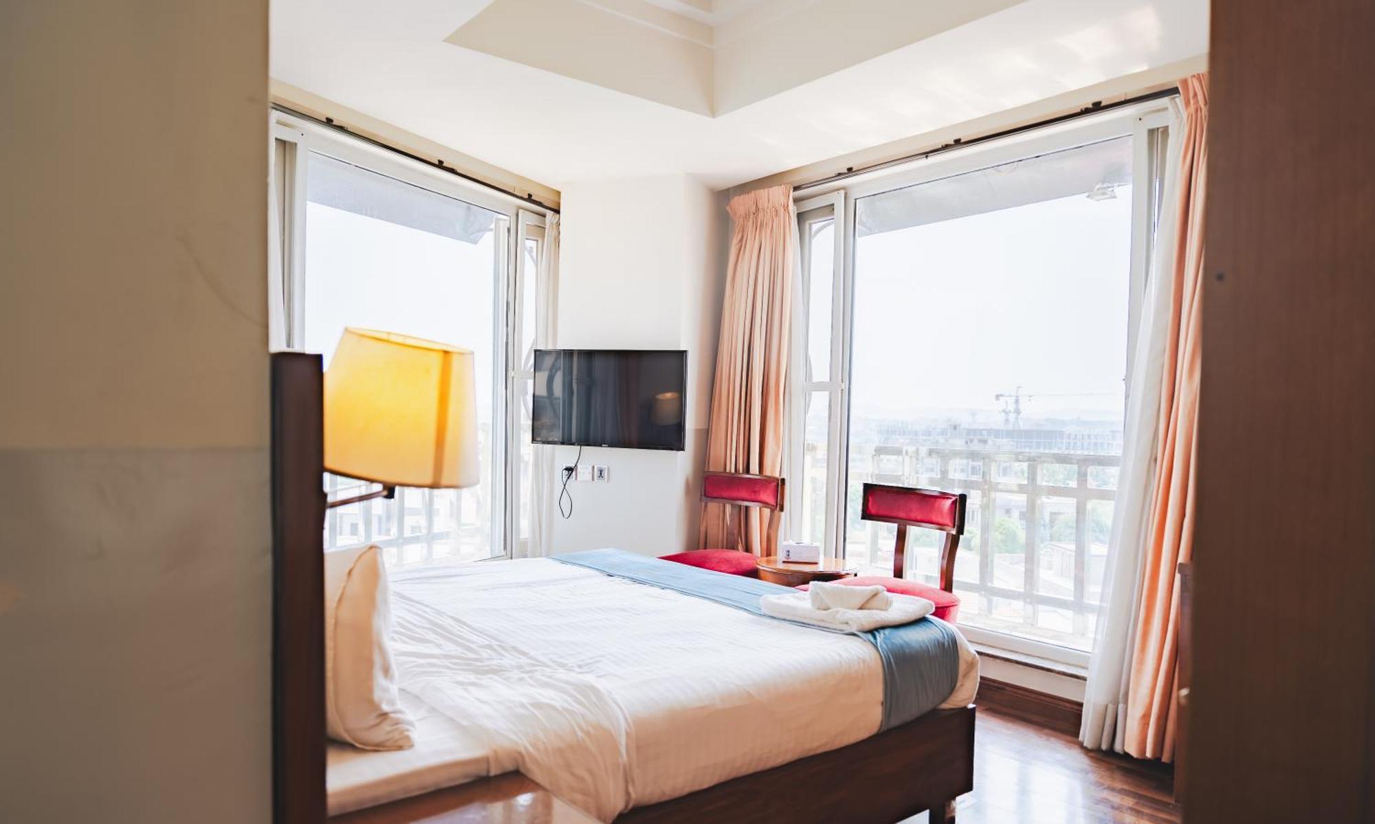 Esquire Hotels & Apartments Rawalpindi Eksteriør bilde
