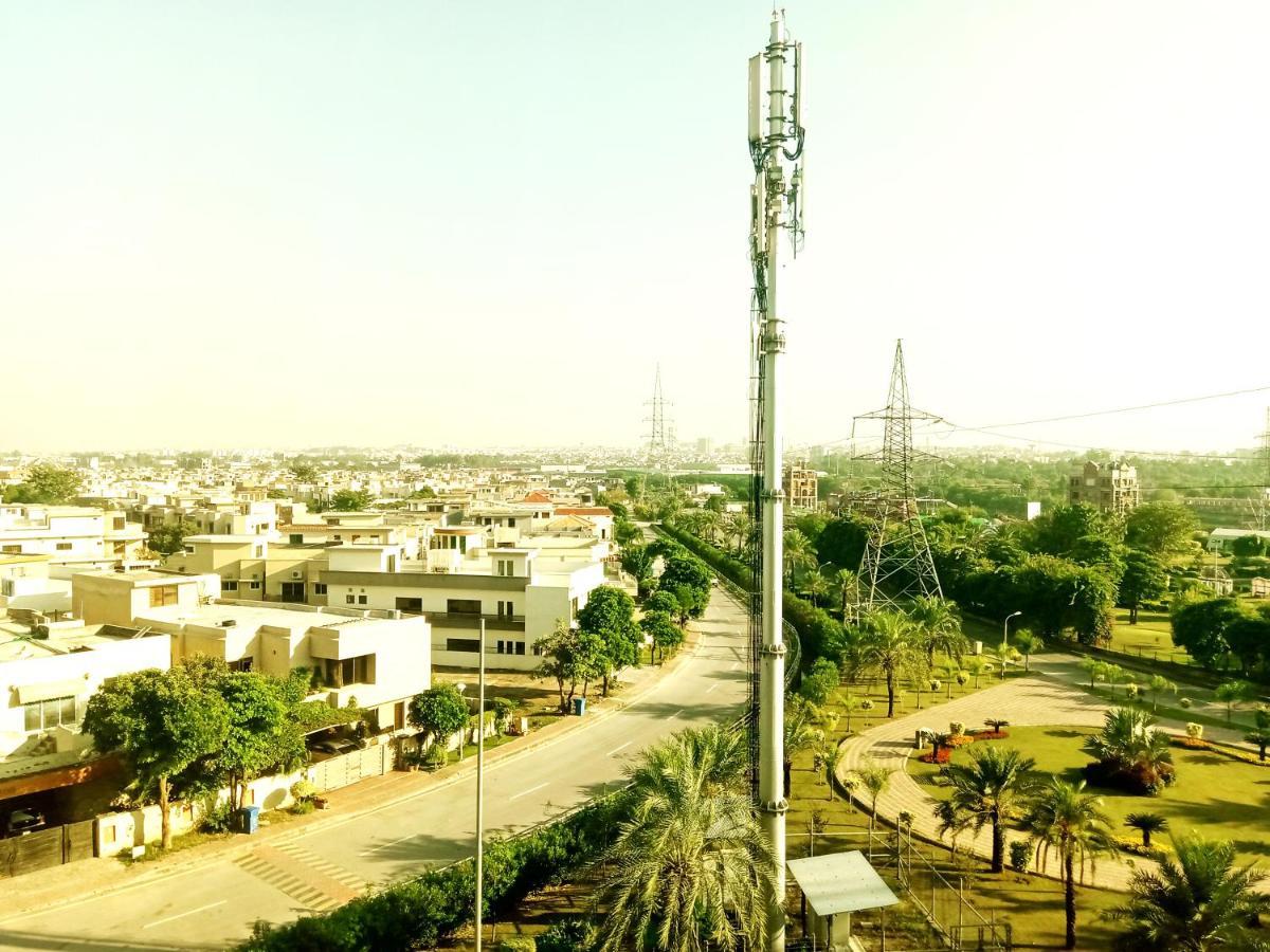 Esquire Hotels & Apartments Rawalpindi Eksteriør bilde